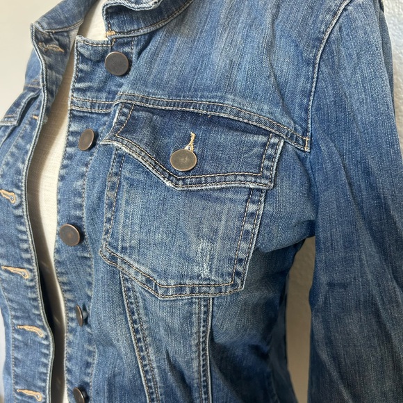 Julia Kut from the Kloth Crop Jean Jacket - Picture 5 of 9